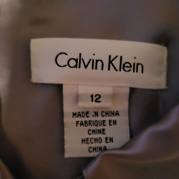 Calvin klien 100% Silk Lavendar Womens Size 12 Button-up Blouse - Picture 4 of 8